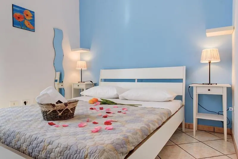 *** Guest house In The Center Guesthouse Rome Italy