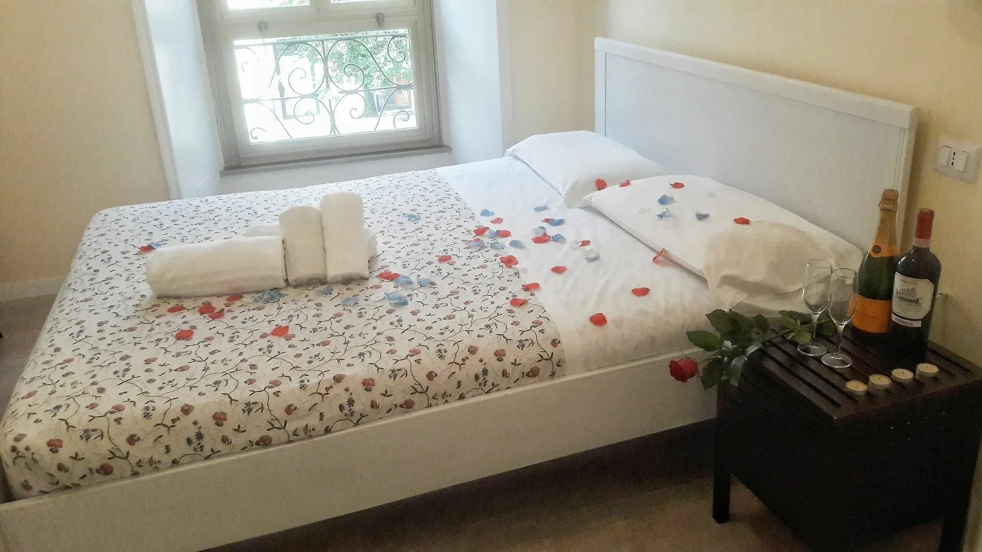 In The Center Guesthouse Rome Guest house
