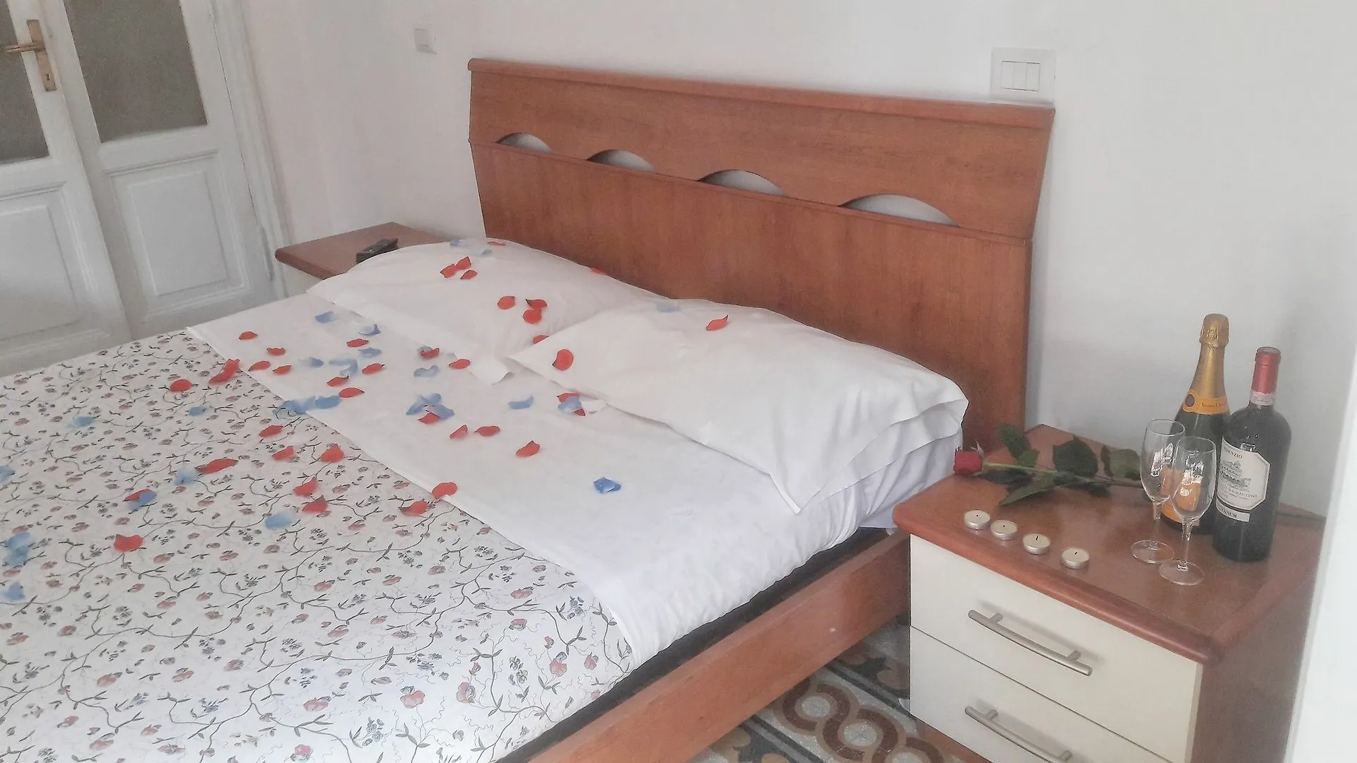 In The Center Guesthouse Rome Italy